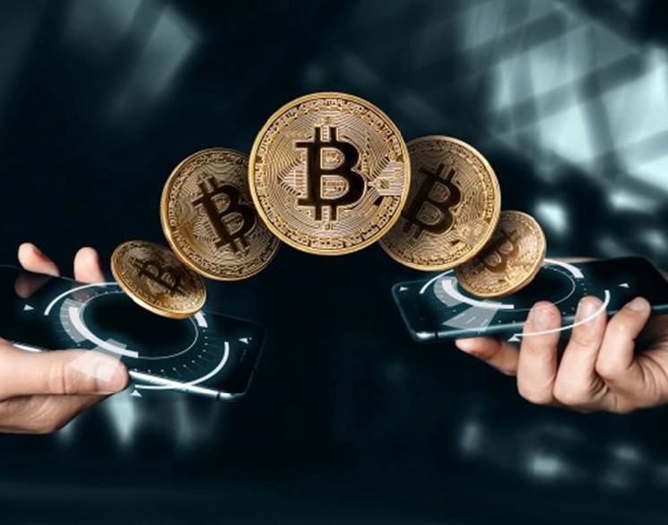 Is the CIA Behind Bitcoin? A Famous American Makes High-Stakes Claims!